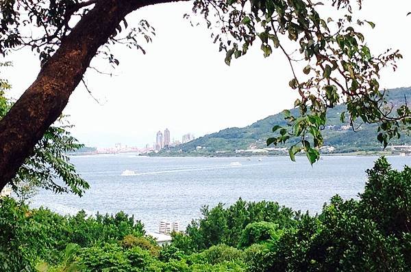 淡水河岸