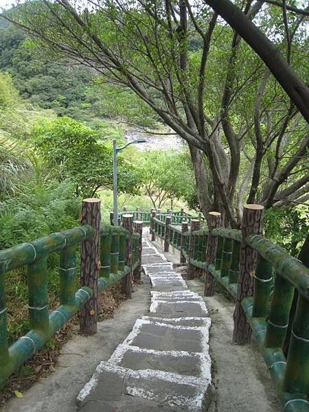 泉源里紗帽步道