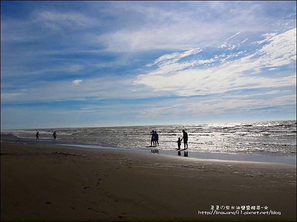 2011-0607-竹北-新月沙灘-施巴防曬乳 (11).jpg