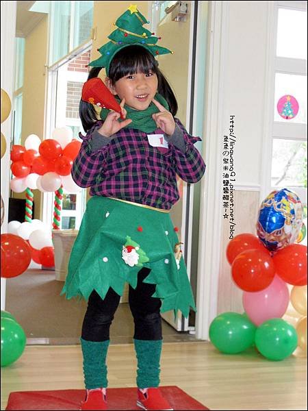 2013-1221-Yuki 5Y11M-幼稚園聖誕服裝秀 (21).jpg