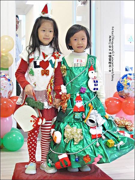 2013-1221-Yuki 5Y11M-幼稚園聖誕服裝秀 (26).jpg