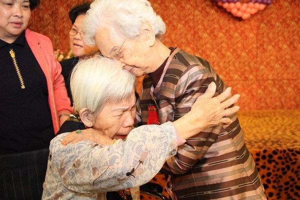 991203-新竹女中-老校友同學會- 048.jpg