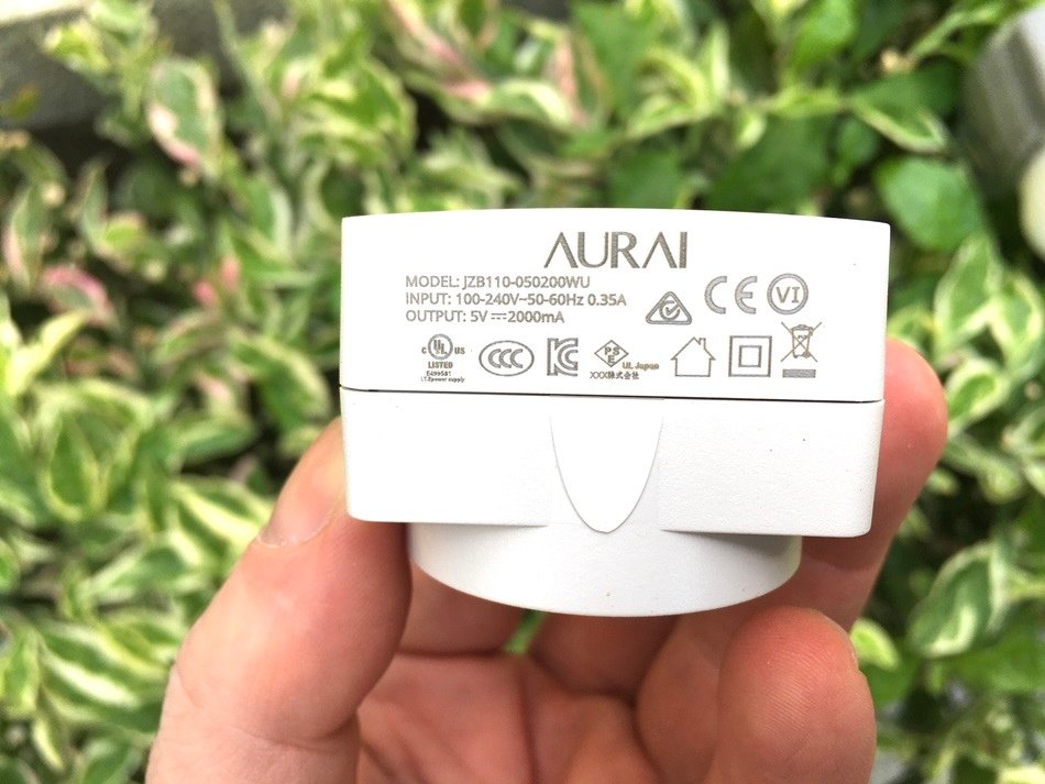 AURAI Rio水波式熱敷眼部按摩器長期需要用眼的使用者常常覺得眼睛乾澀獲得德國iF產品設計獎、日本優良產品設計獎的優秀產品