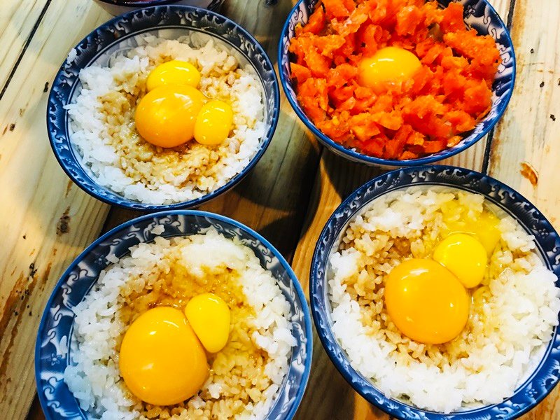 台南美食騷烤家全新隱藏版菜單美食米奇豬油拌飯蟹黃雙蛋豬油拌飯炭烤紅蟳網友一致推薦驚艷美食