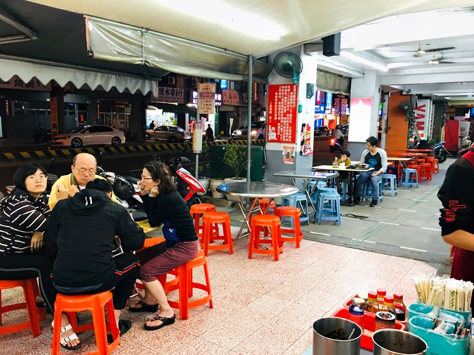 台南美食上發意麵五十年老店民德國中旁好吃乾意麵、汕頭魚丸%2F蛋花湯、滷味、鮮肉水餃乾意麵foodpanda外送