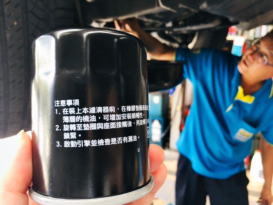 台南汽車保養廠推薦│使用Carcargo車評網找到台南最佳汽車保養廠展慶汽車維修廠，師傅技術好維修汽車連工帶料便宜又實在