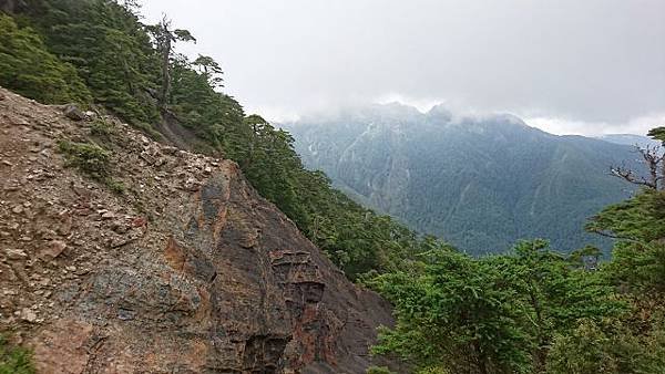 DSC00080 (640x360).jpg