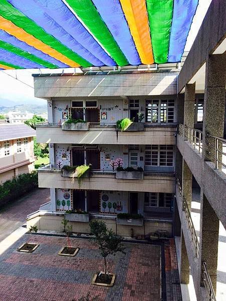 很美麗的校園