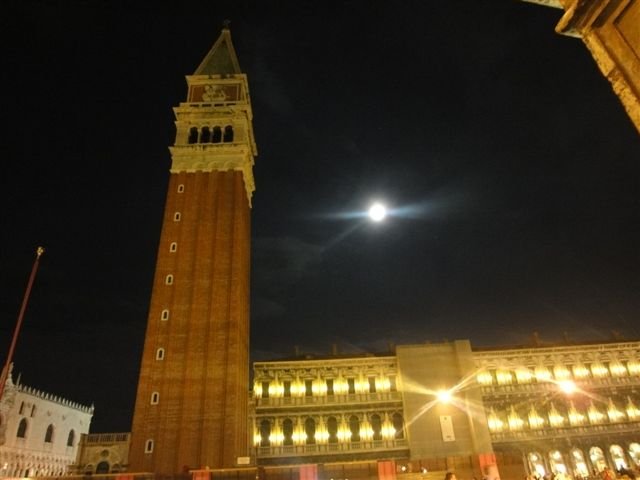 MOON