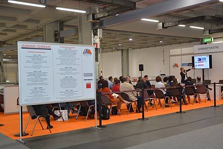 Fastener Fair Italy_seminars.JPG