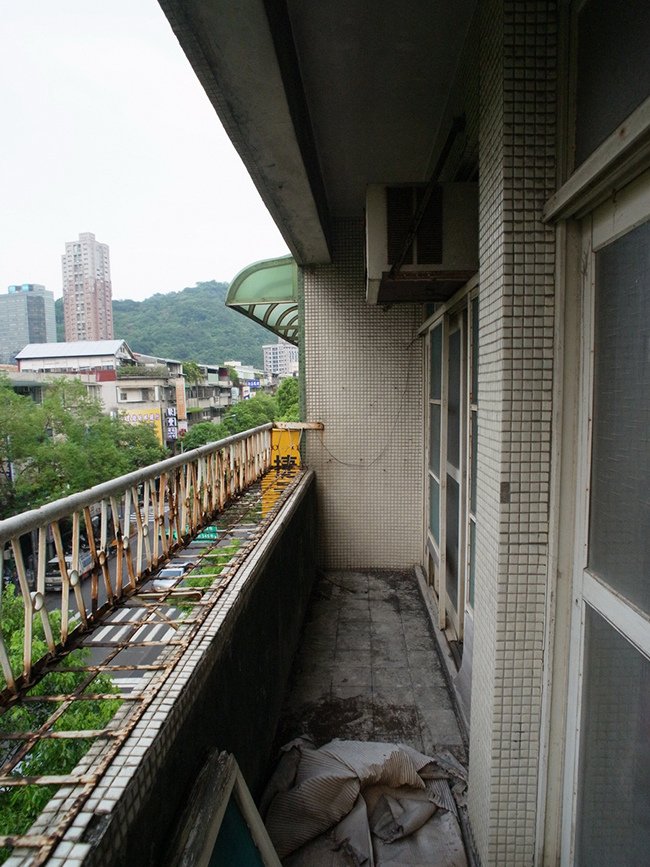 室內設計 空間設計 設計師 裝潢 裝修 舊翻新 老屋翻新 預售屋 新夾層 居家裝潢 居家設計 超耐磨地板 海島型地板 廚具 良心設計師 收納 系統櫃