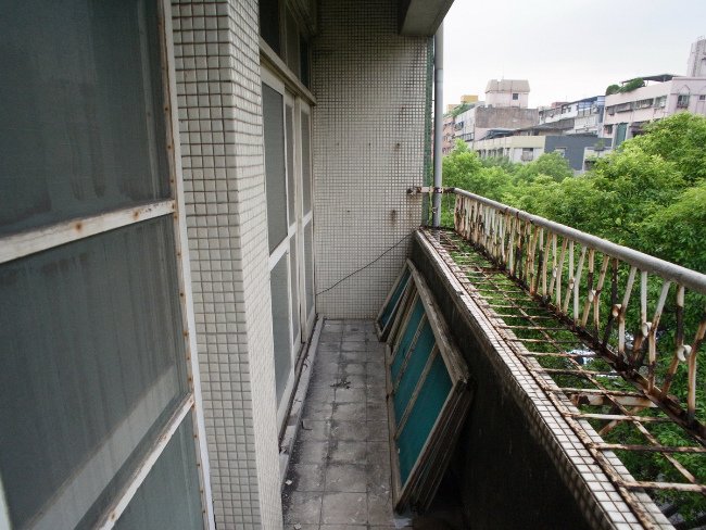 室內設計 空間設計 設計師 裝潢 裝修 舊翻新 老屋翻新 預售屋 新夾層 居家裝潢 居家設計 超耐磨地板 海島型地板 廚具 良心設計師 收納 系統櫃