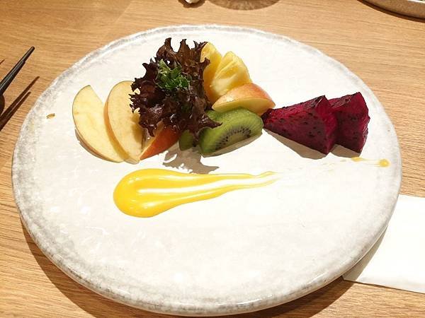 高雄夢時代「陶板屋」用餐