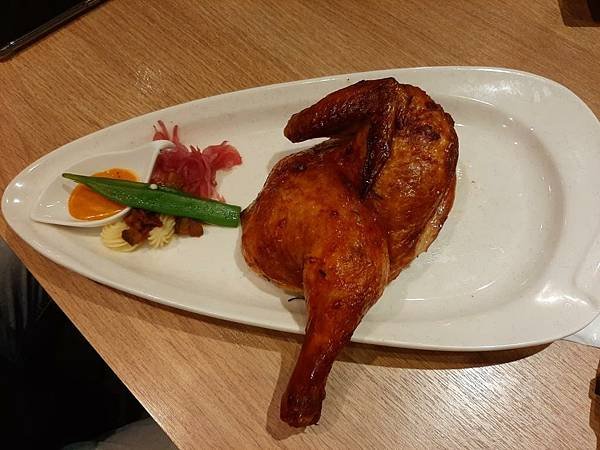 高雄夢時代「陶板屋」用餐