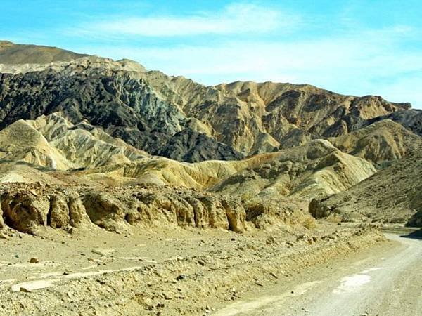 192 415 Twenty Mule Team Canyon 1