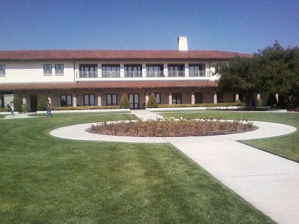 230 420 Reagan Library Across the Lawn.jpg