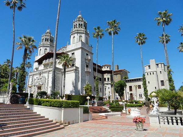 271 110 Hearst Castle.jpg