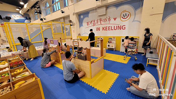 【基隆親子景點】七堵四大主題室內親子樂園~場底寬廣放電好地方