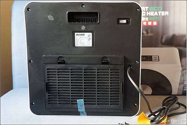 AVIAIR 微電腦數位ECO陶瓷電暖器(V12)8