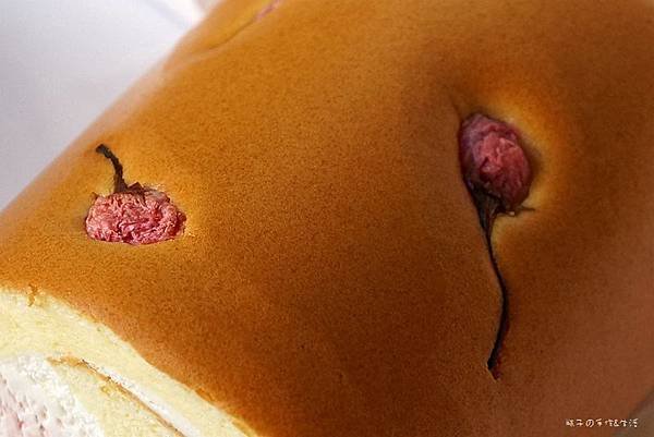 sakuracake4.jpg