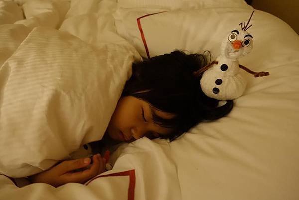小妞雪寶.jpg