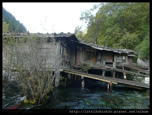 20101009_085649_SiChuanJiuZhaiGou