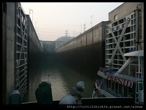 20101106_171733_YangTzeRiverCruise.JPG