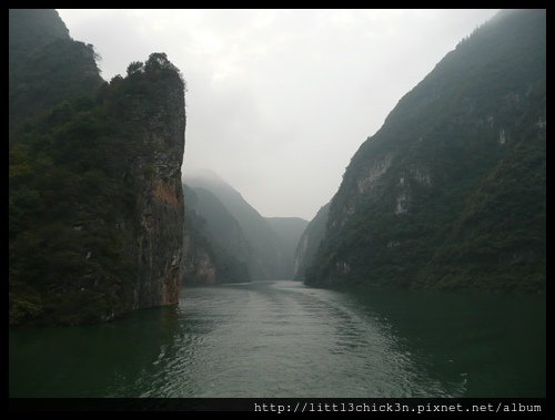 20101107_073342_YangTzeRiverCruise.JPG