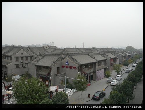 20101112_113945_ShanXiXiAnCityWall.JPG