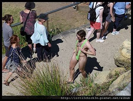 20141108_134210_BondiBeachSculptureByTheSea2014.JPG