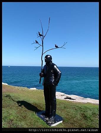 20141108_141943_BondiBeachSculptureByTheSea2014.JPG