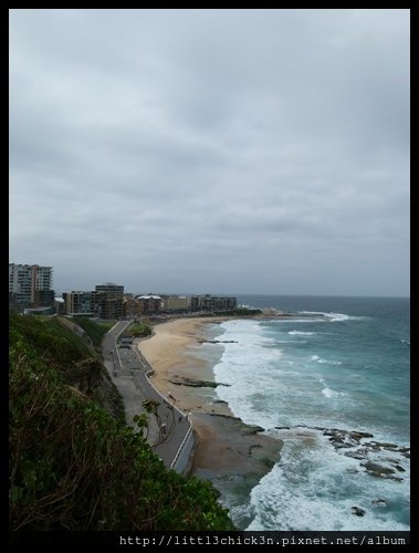 20121006_124912_NewcastleBeach.JPG