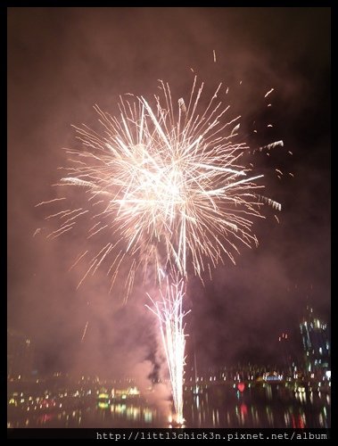 20150222_221007_CNYFireworks.JPG