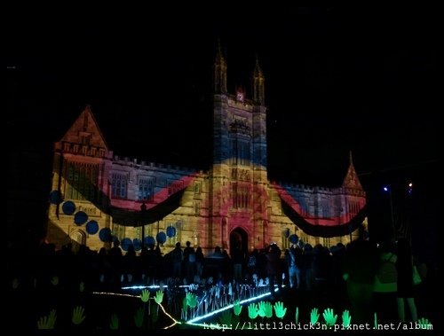 20150525_203211_VividSydney2015_SydneyUniversity.JPG