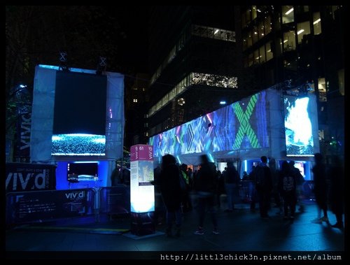 20150526_191935_VividSydney2015_MartinPlace.JPG