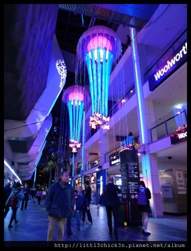 20150527_190640_VividSydney2015_Chatswood.JPG