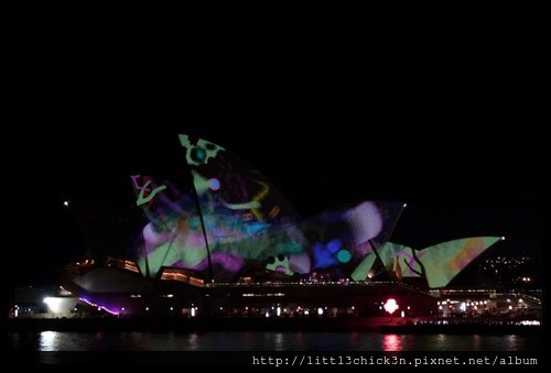 20150529_211723_VividSydney2015_CircularQuay.JPG