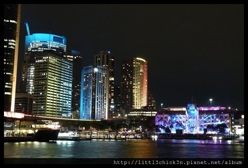 20150530_214735_VividSydney2015_CircularQuay.JPG