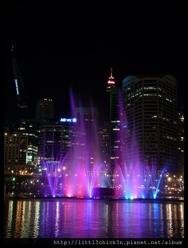 20150531_183826_VividSydney2015_DarlingHarbour.JPG