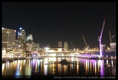 20150531_185603_VividSydney2015_DarlingHarbour.JPG