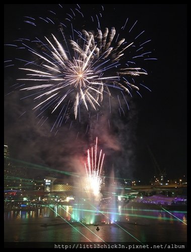 20150531_190856_VividSydney2015_DarlingHarbour.JPG