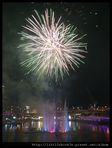 20150531_190910_VividSydney2015_DarlingHarbour.JPG