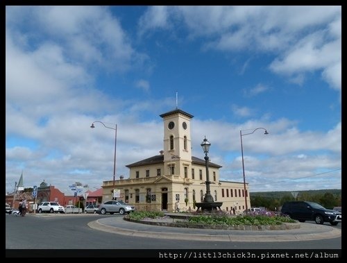 20160422_234001_DaylesfordTownCentre.JPG