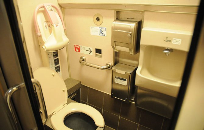 toilets.jpg