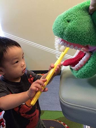 Ryan&apos;s First Dental Visit (1).jpg