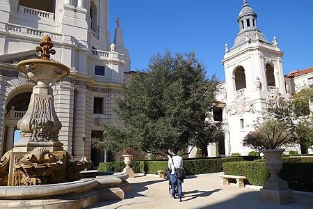 Day 3 -LA. Pasadena City Hall &amp; All Saint Church (25).jpg