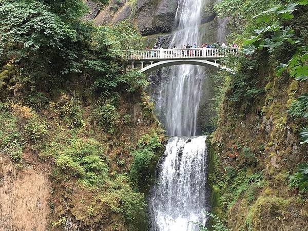 Portland Day 2_3. Multnomah Falls (12).jpg