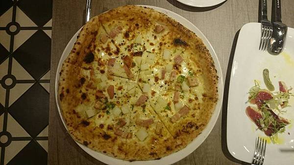 湯姆餐酒館_pizza3