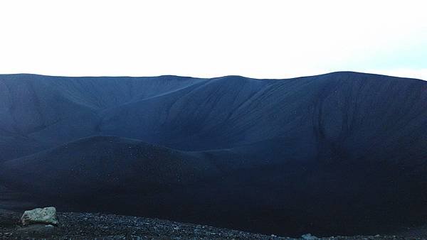 火山口(Hverfjall).jpg