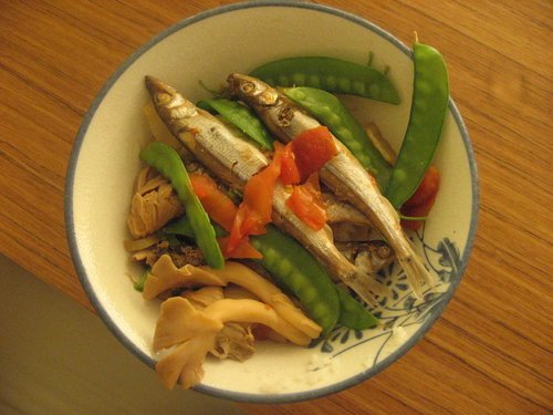 柳葉魚蓋飯.jpg